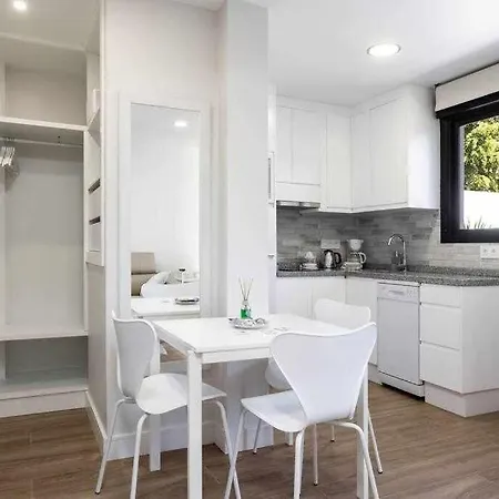 Sunnyland Martianez 1 Appartamento